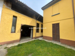 Casa Bifamiliare in vendita a Cura Carpignano