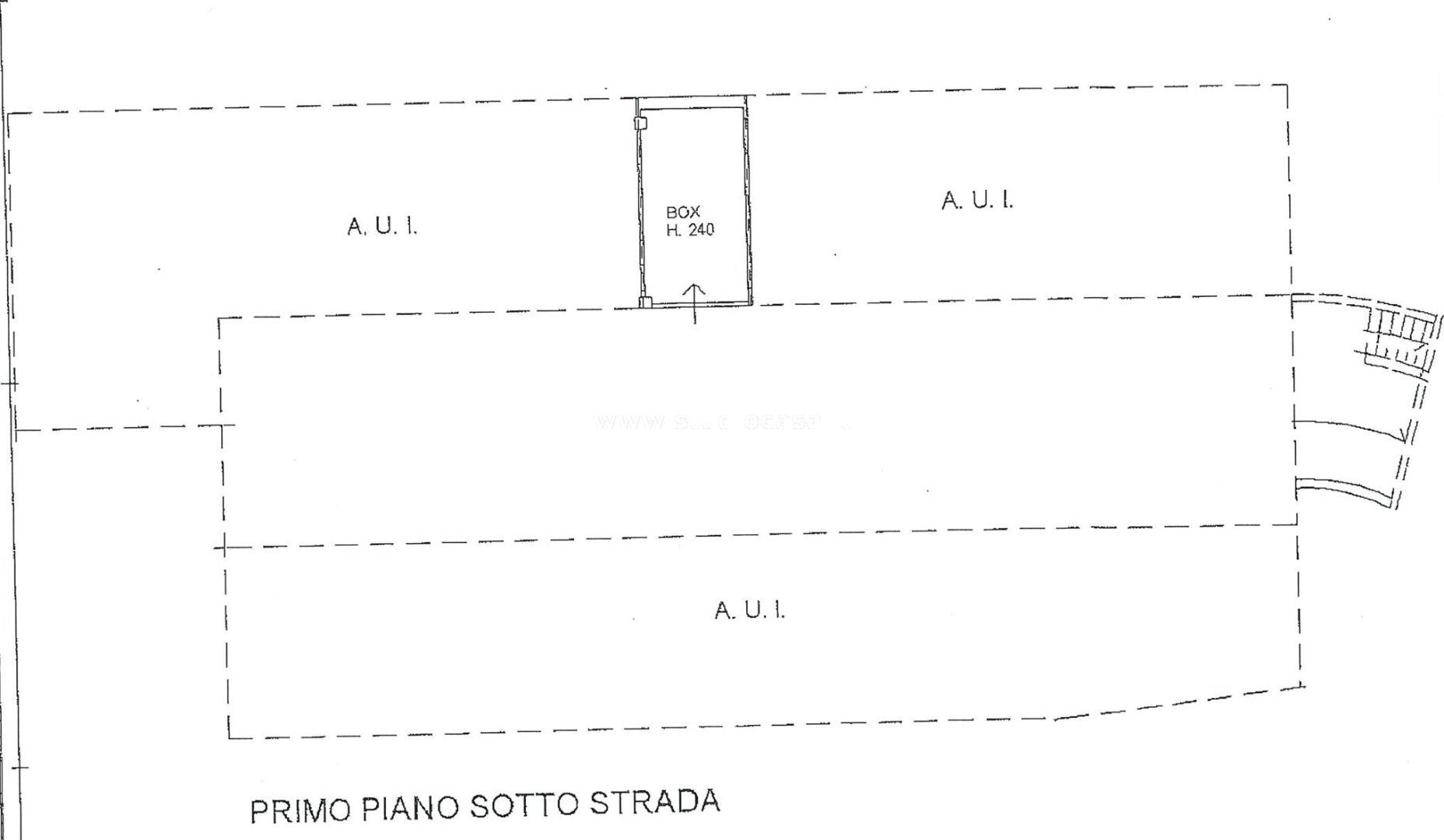 Box / Autorimessa in vendita a Como