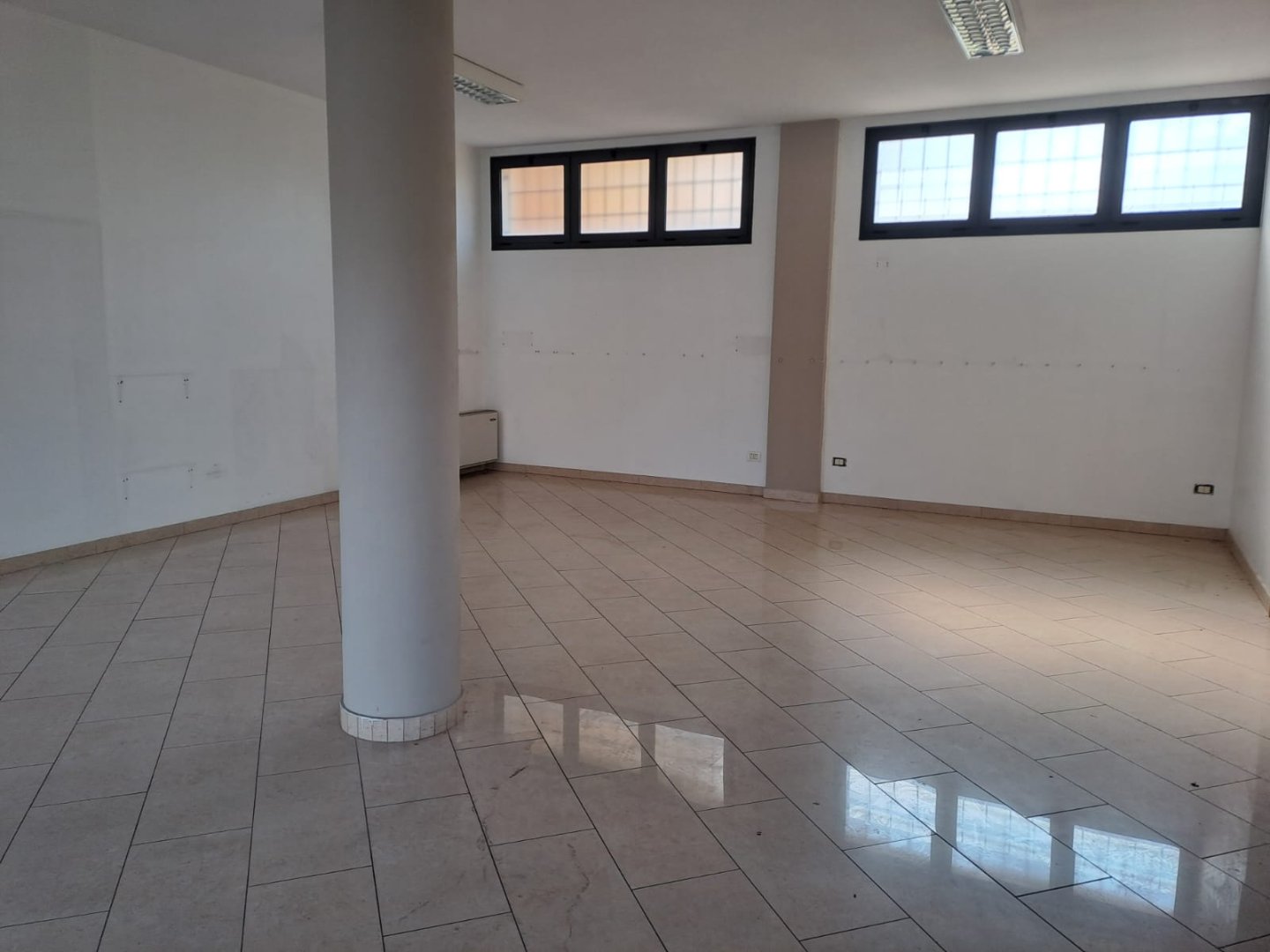 Negozio in vendita a Antegnate