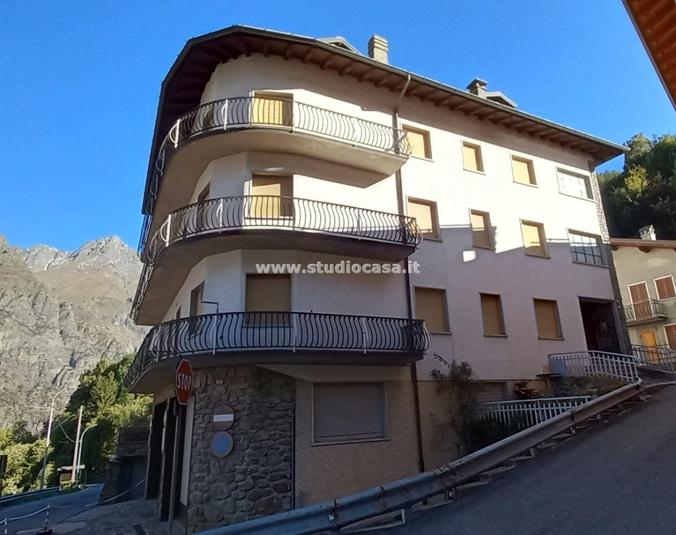 Appartamento in vendita a Valbondione