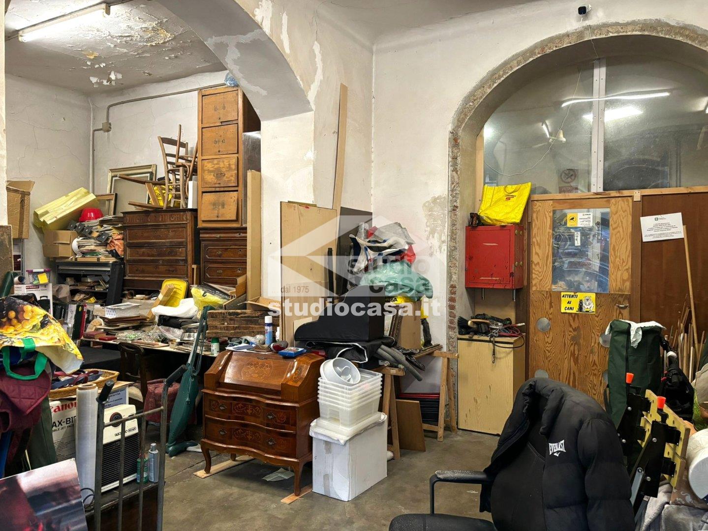 Negozio in vendita a Milano