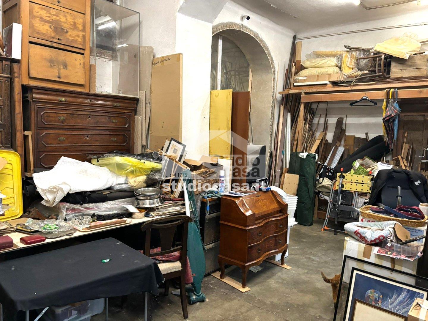 Negozio in vendita a Milano