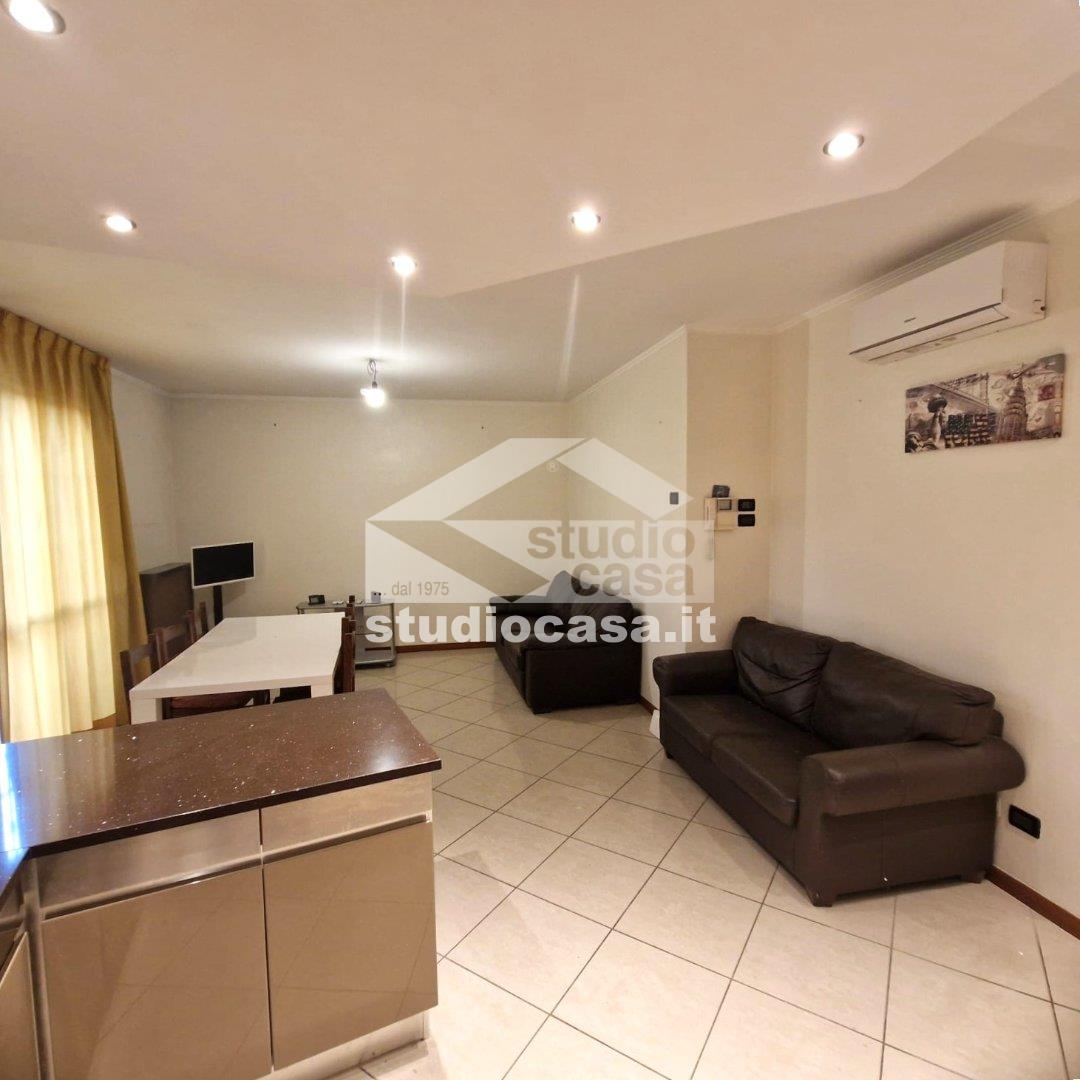 Appartamento in affitto a Carpiano