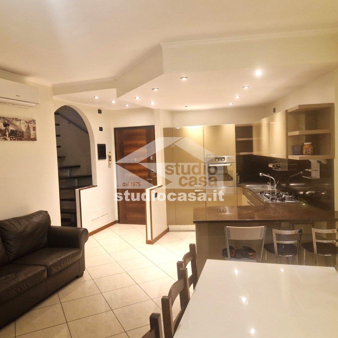 Appartamento in affitto a Carpiano