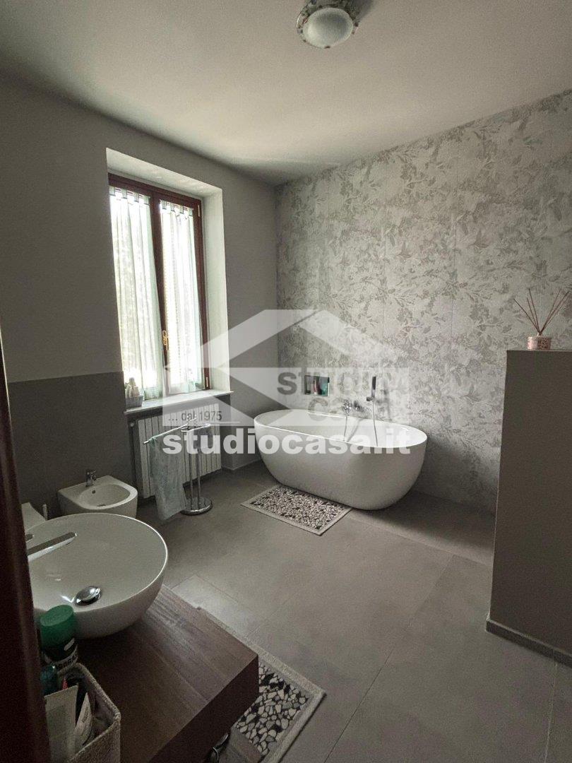 Casa Unifamiliare in vendita a Santa Cristina e Bissone