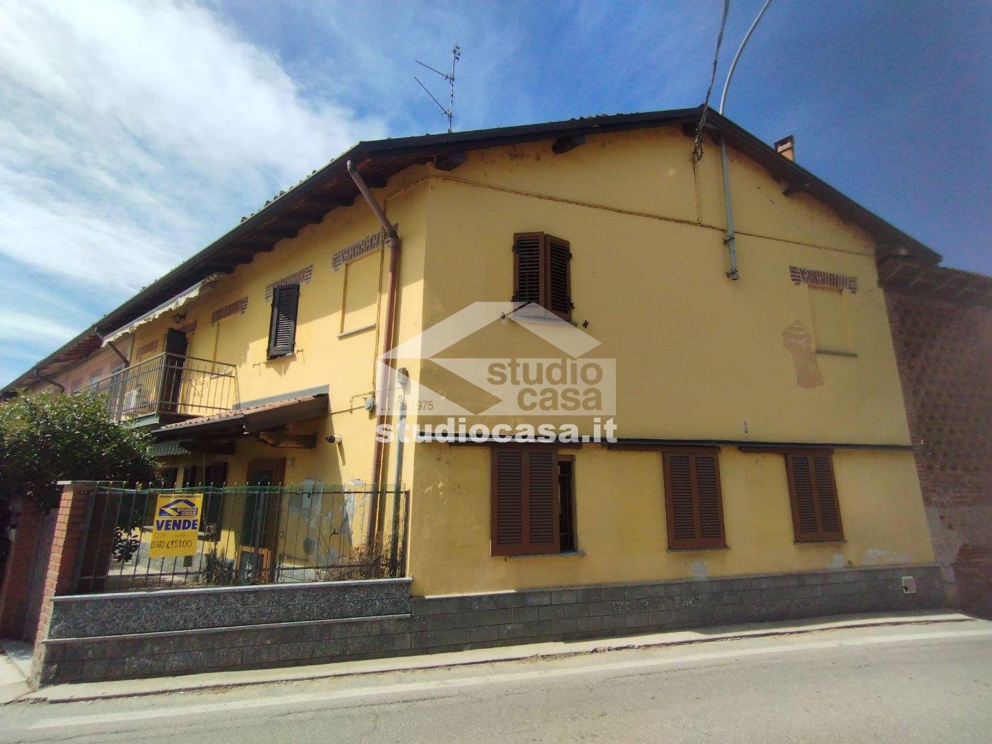 Casa Plurifamiliare in vendita a Linarolo