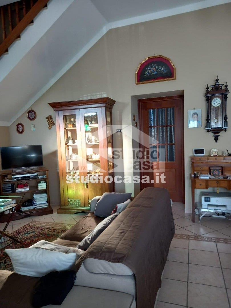 Casa Unifamiliare in vendita a Santa Cristina e Bissone