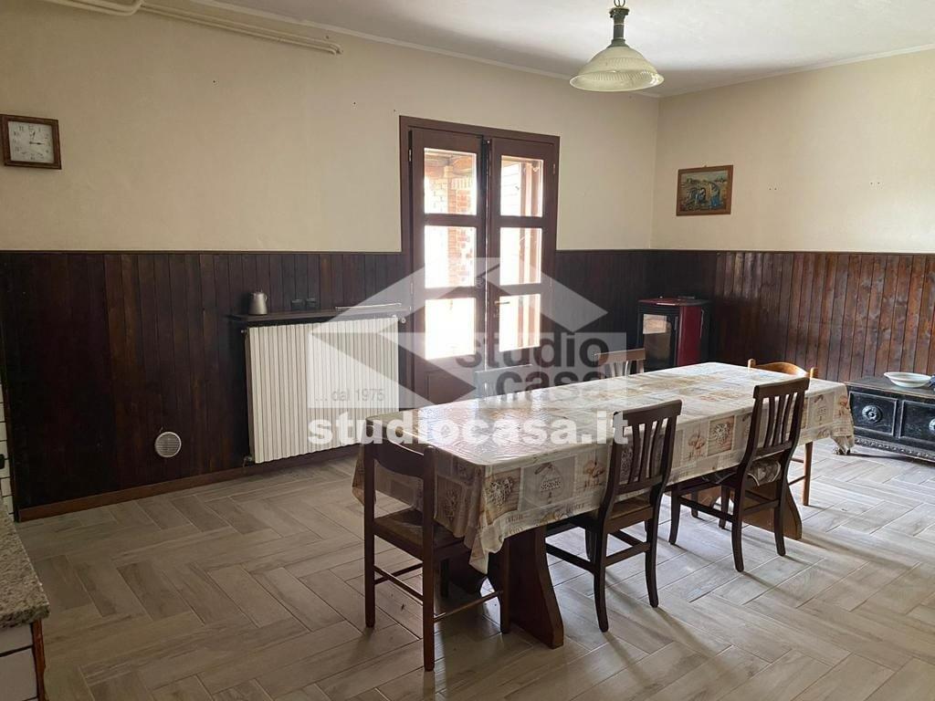 Villa Unifamiliare in vendita a Badia Pavese