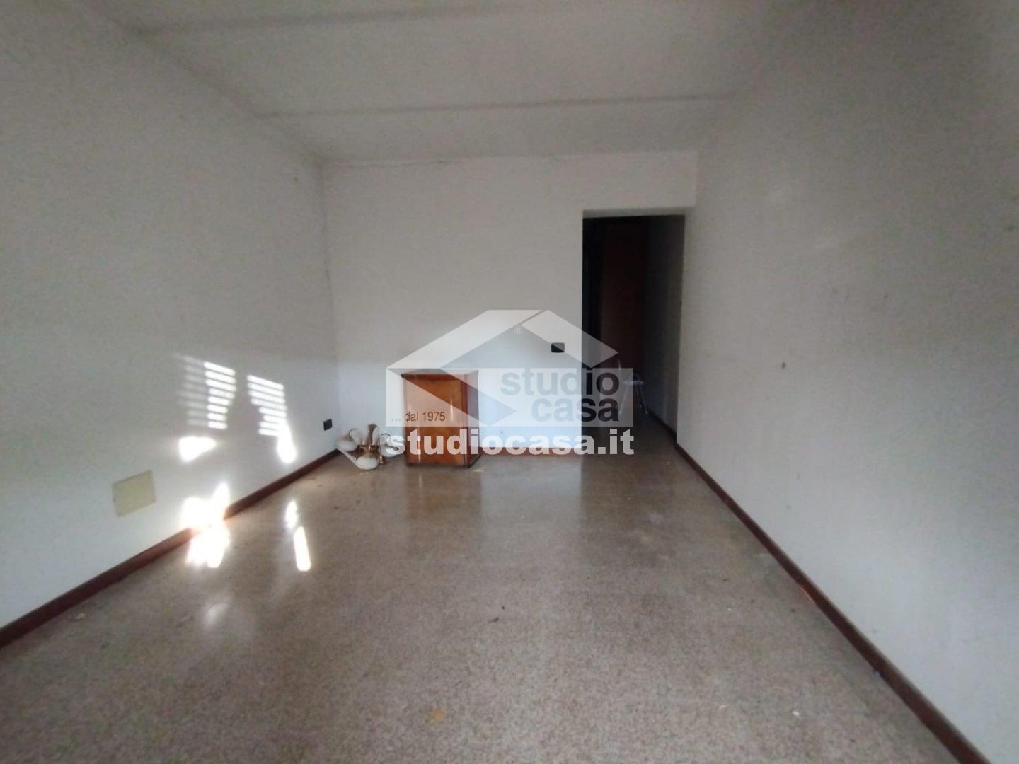 Casa Unifamiliare in vendita a Corteolona e Genzone