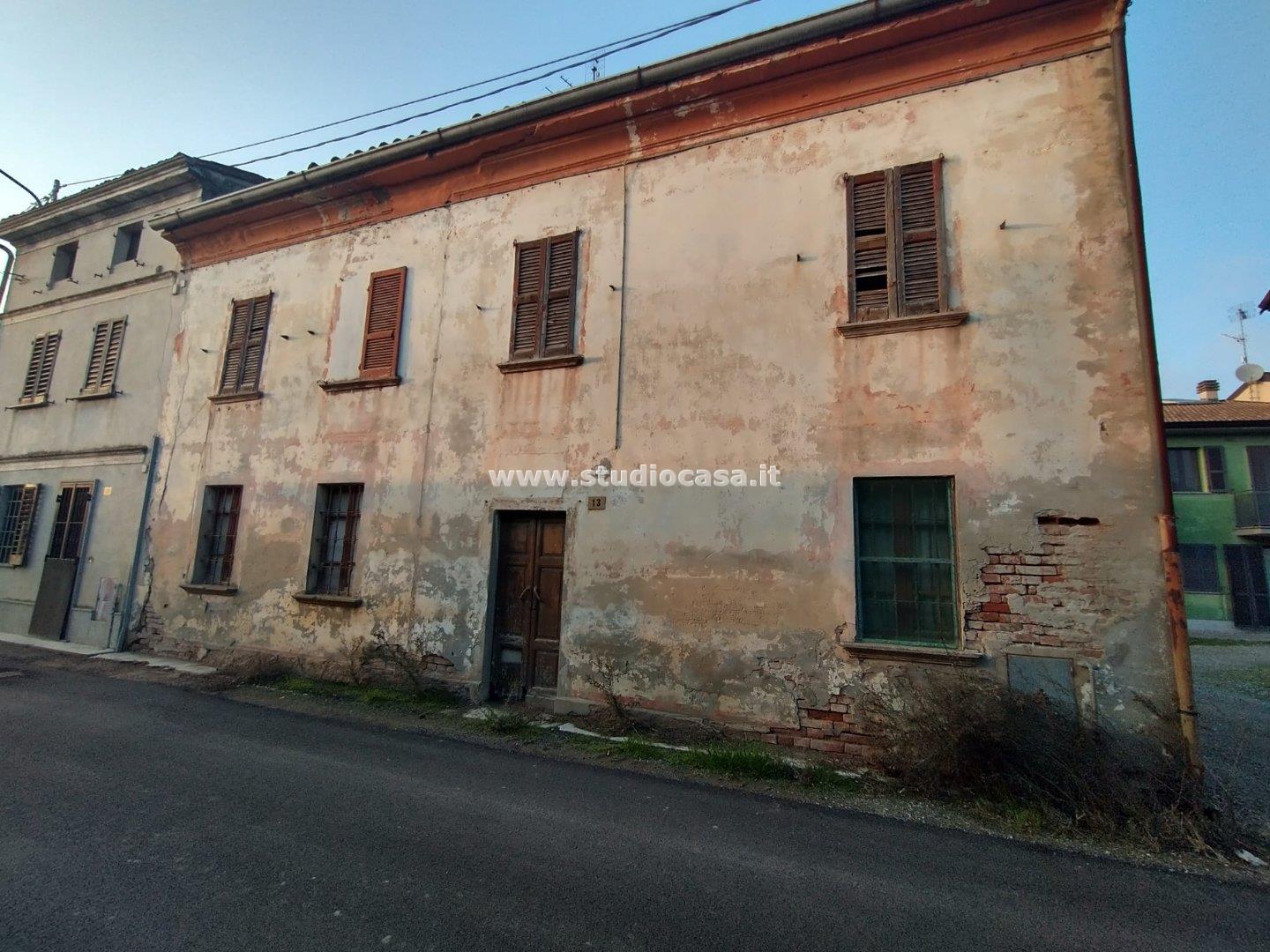 Casa Unifamiliare in vendita a Pieve Porto Morone