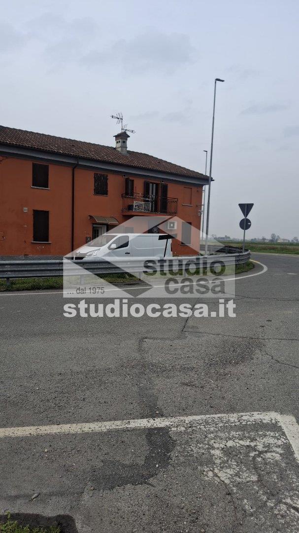 Appartamento in vendita a Linarolo