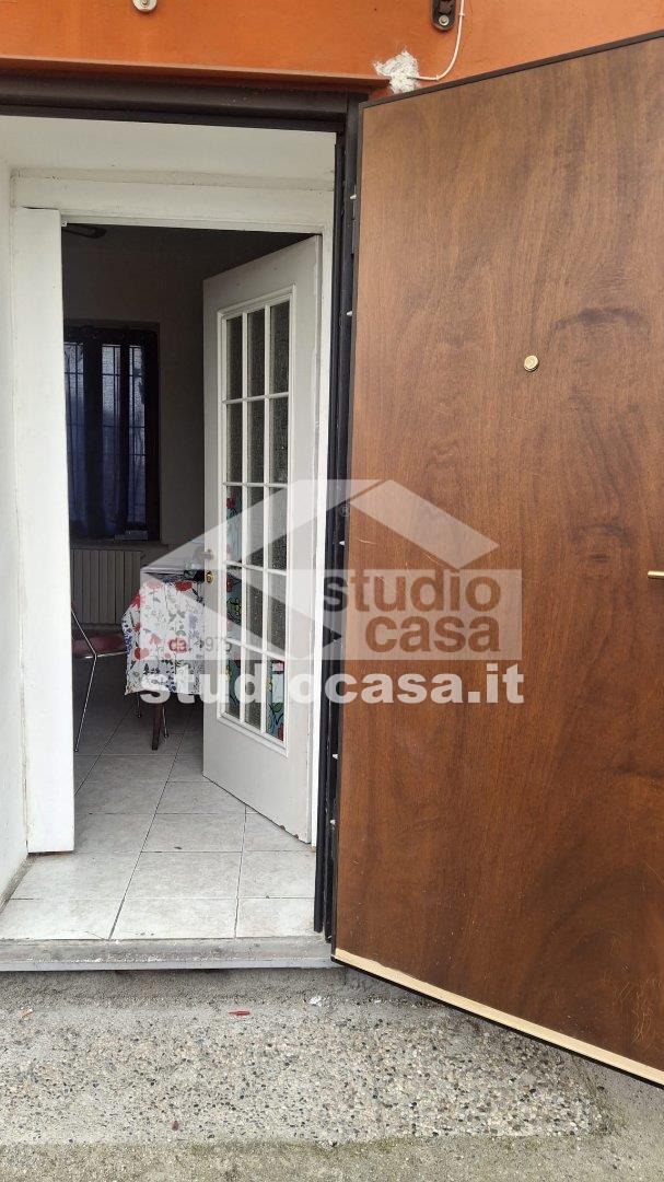 Appartamento in vendita a Linarolo