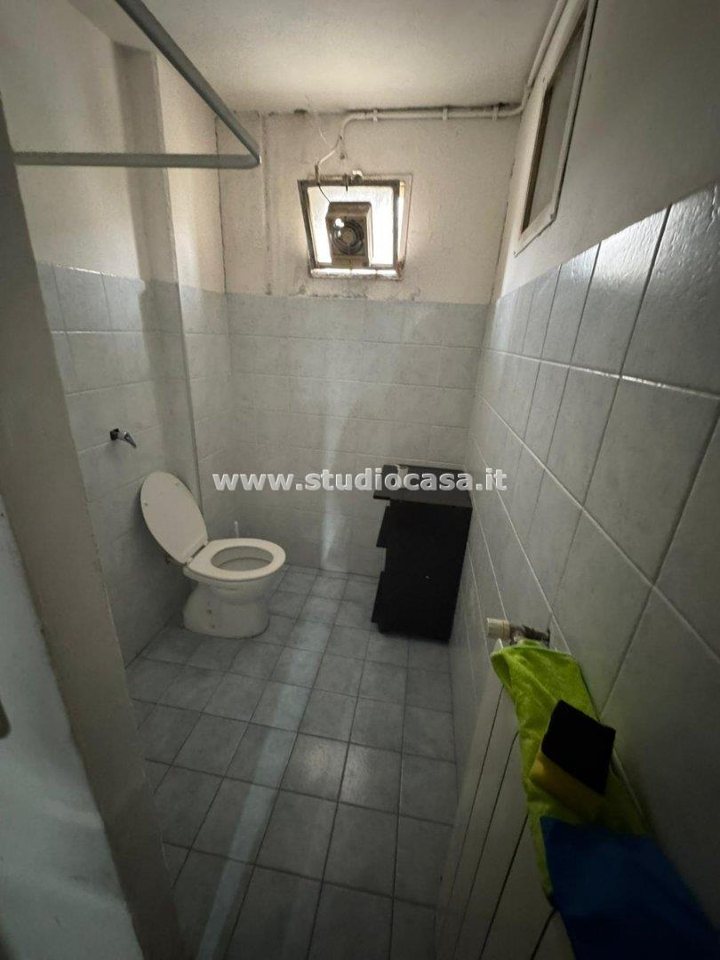 Magazzino in affitto a Sant