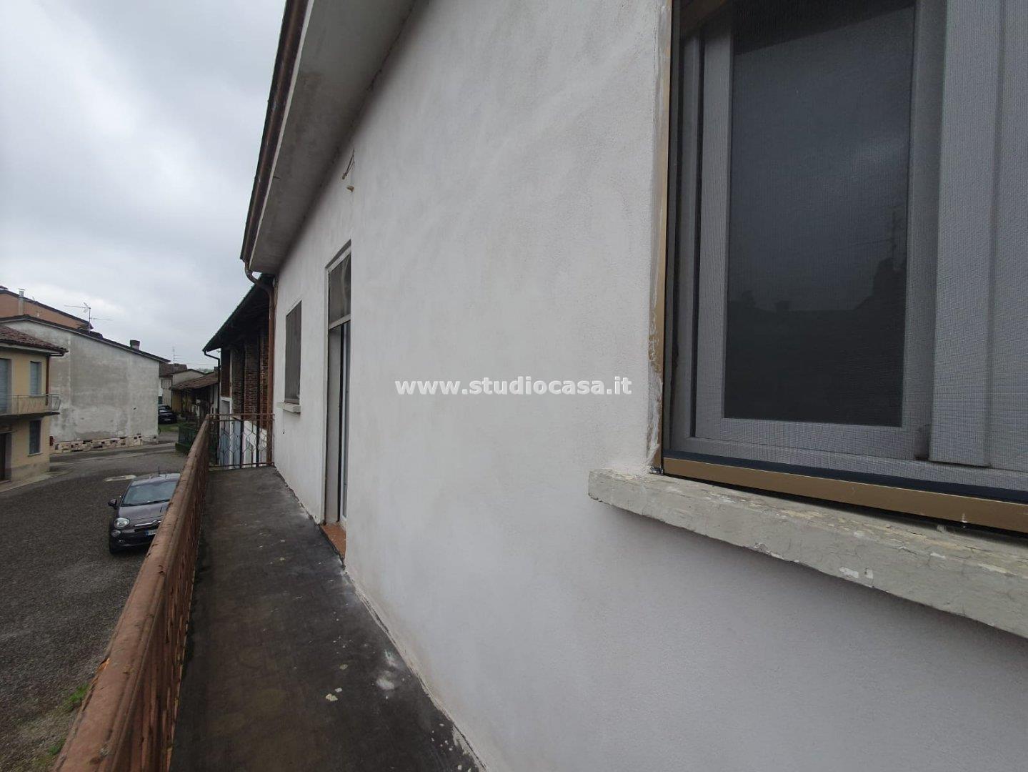 Casa Unifamiliare in vendita a Pieve Porto Morone