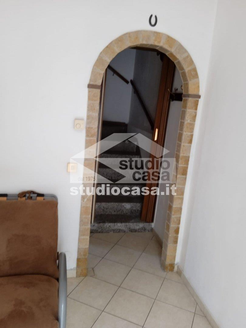 Casa Unifamiliare in vendita a Corteolona e Genzone