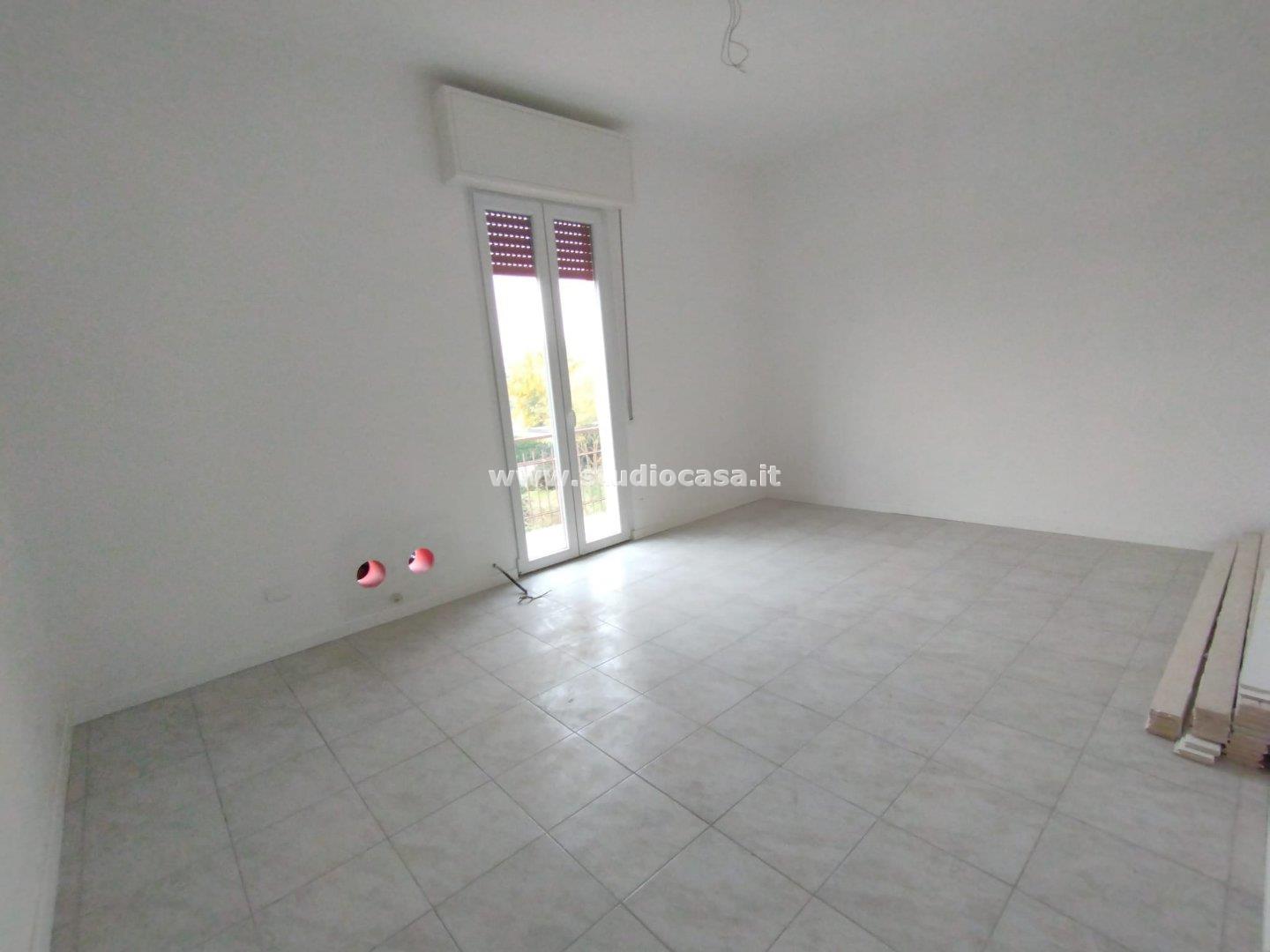 Appartamento in vendita a Linarolo
