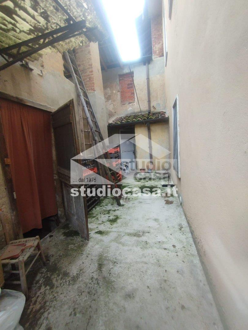 Casa Unifamiliare in vendita a Corteolona e Genzone