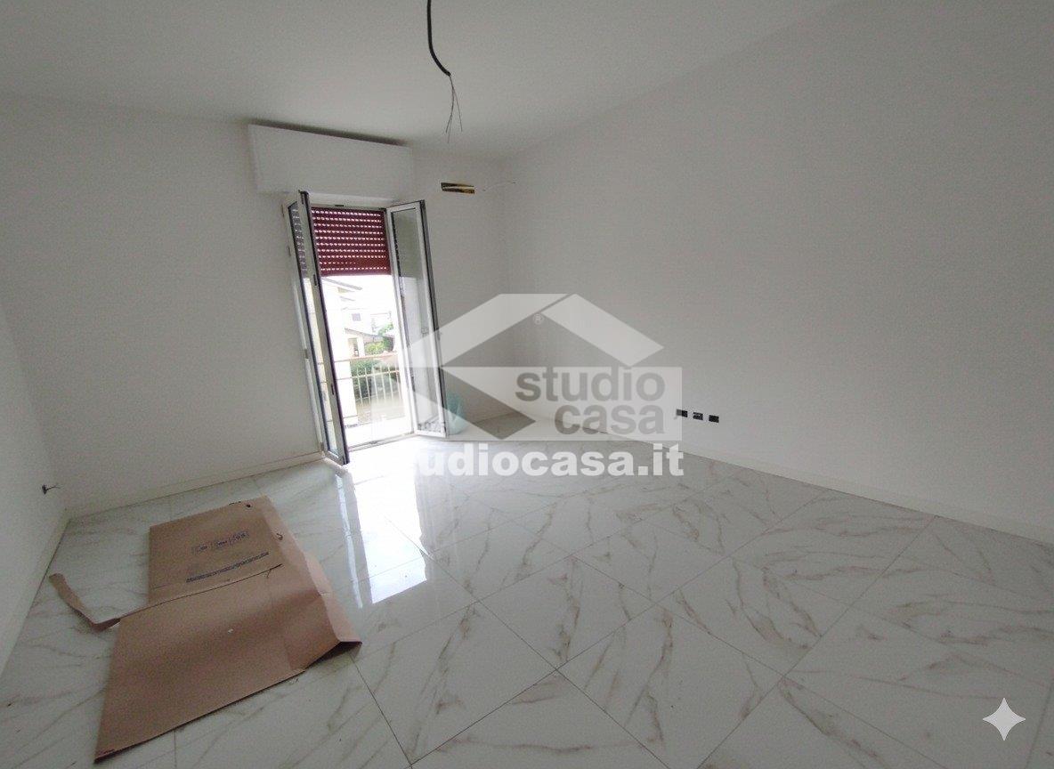 Appartamento in vendita a Linarolo