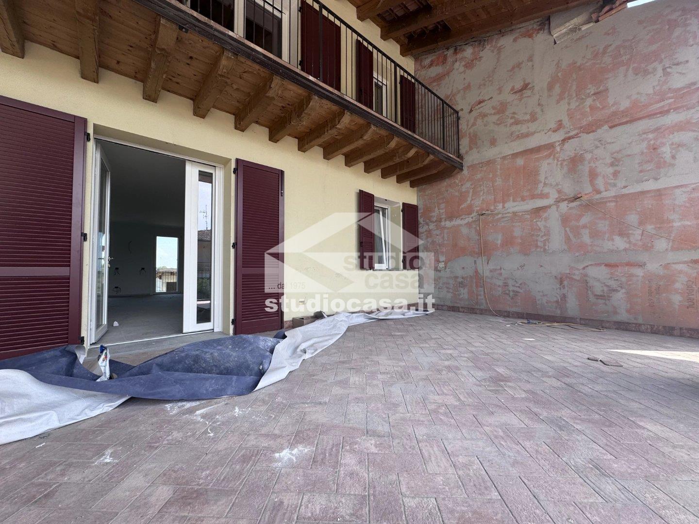 Appartamento in vendita a Izano