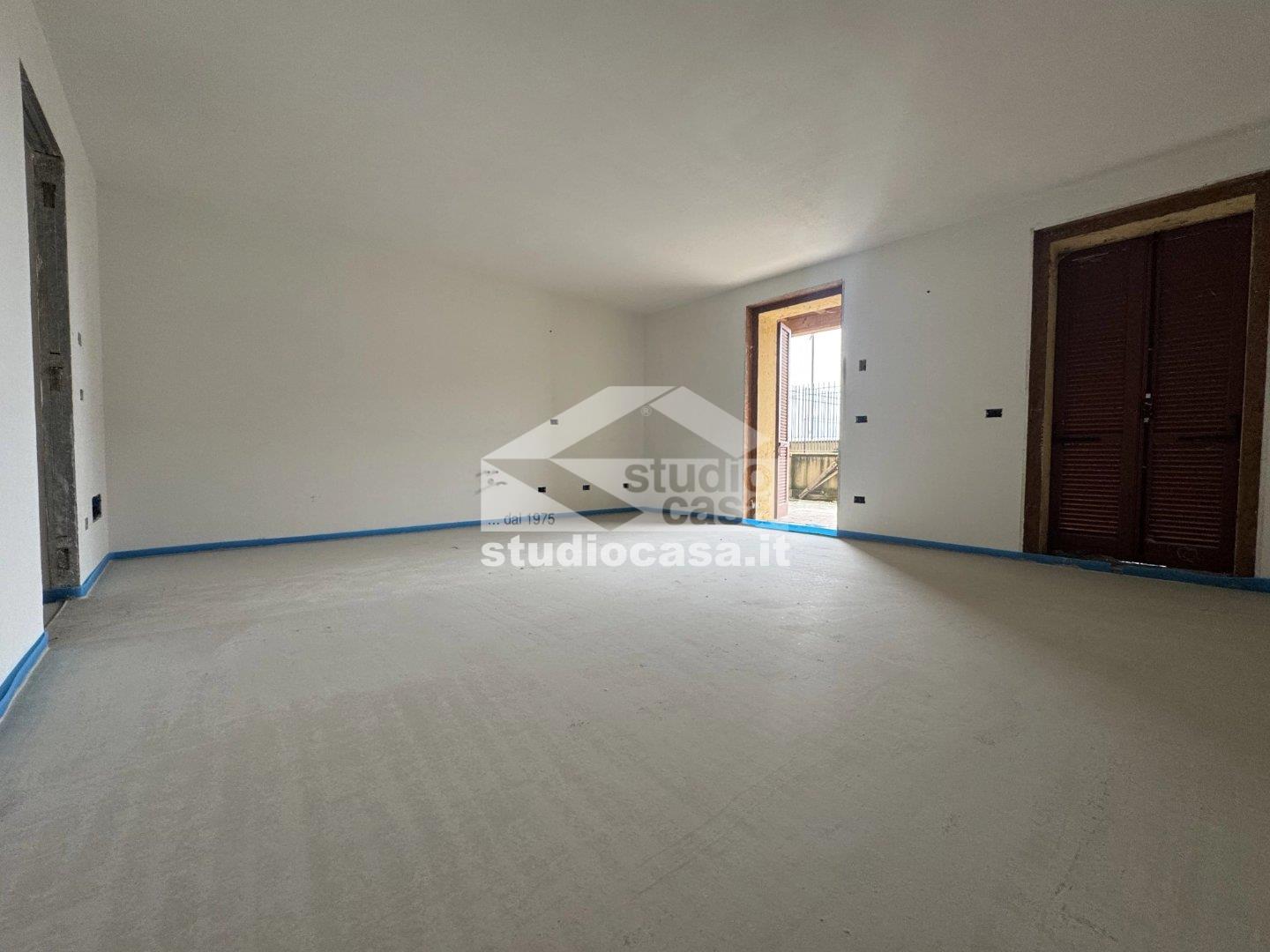 Appartamento in vendita a Izano