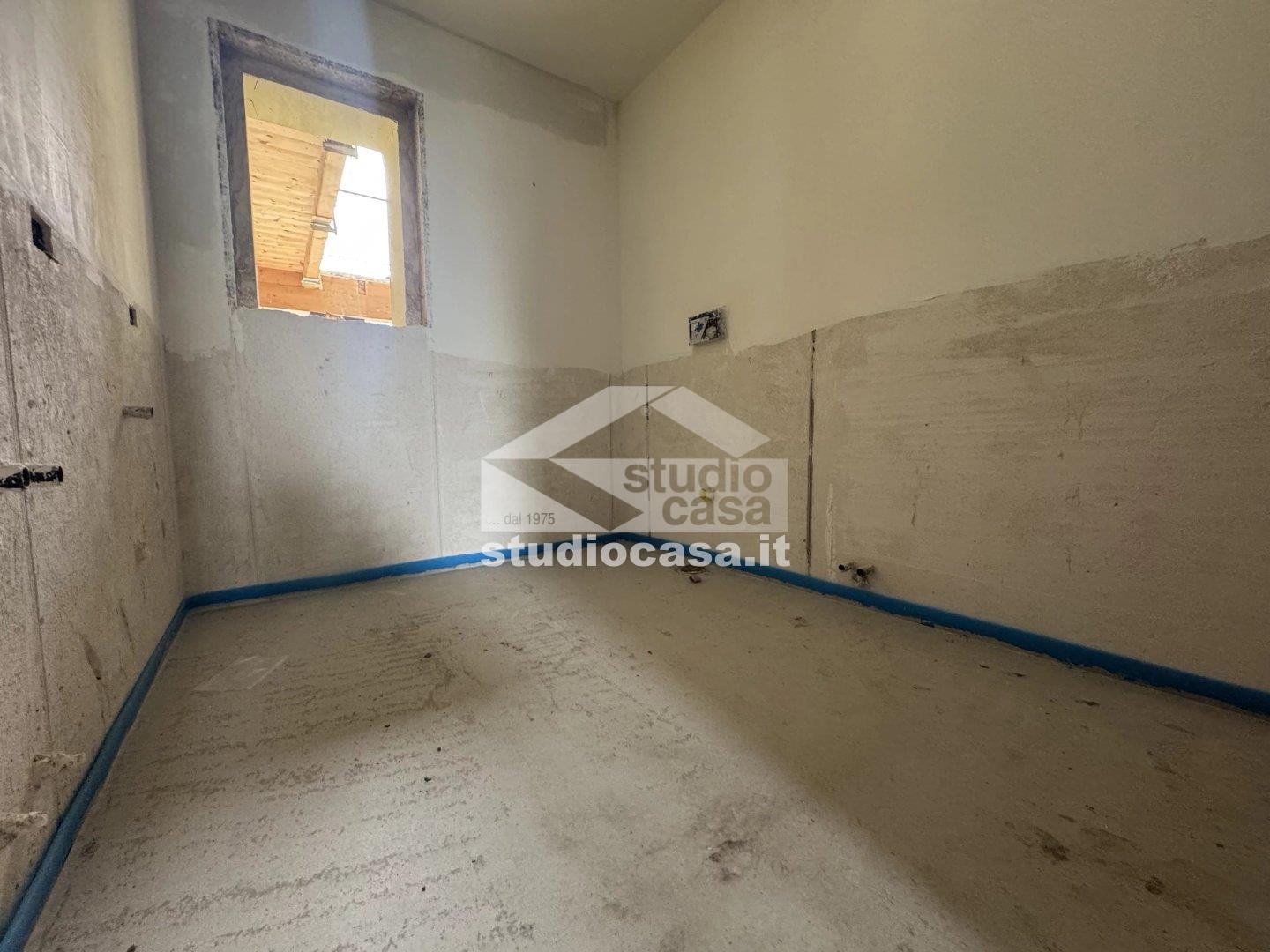 Appartamento in vendita a Izano