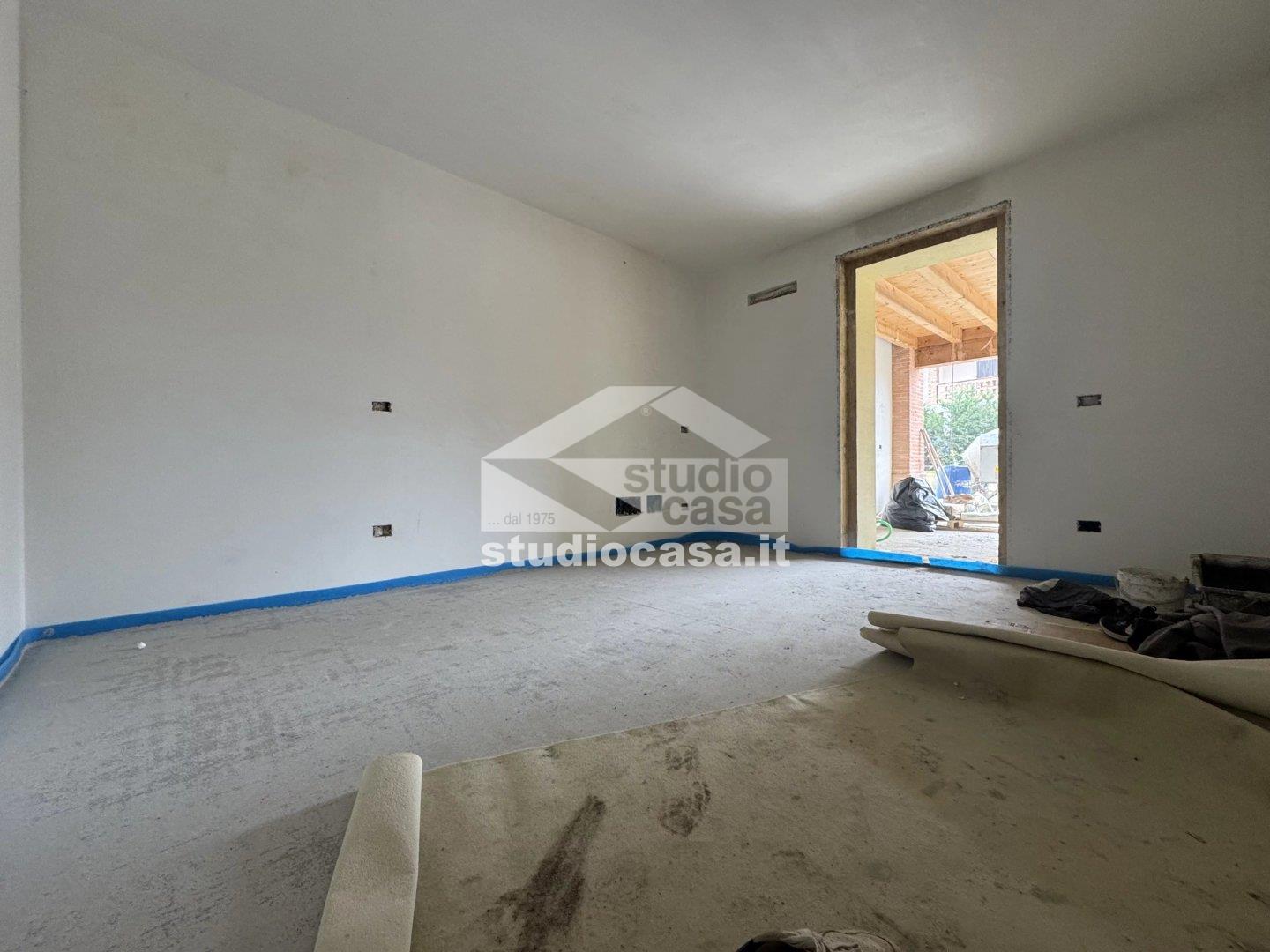 Appartamento in vendita a Izano