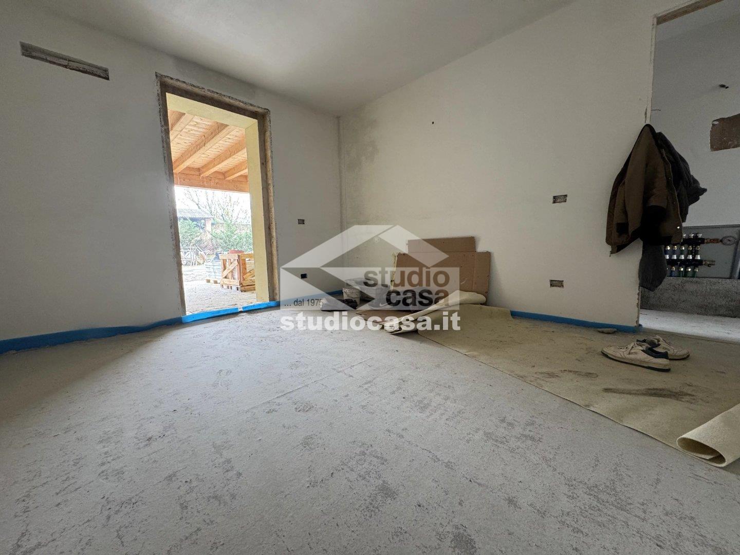 Appartamento in vendita a Izano
