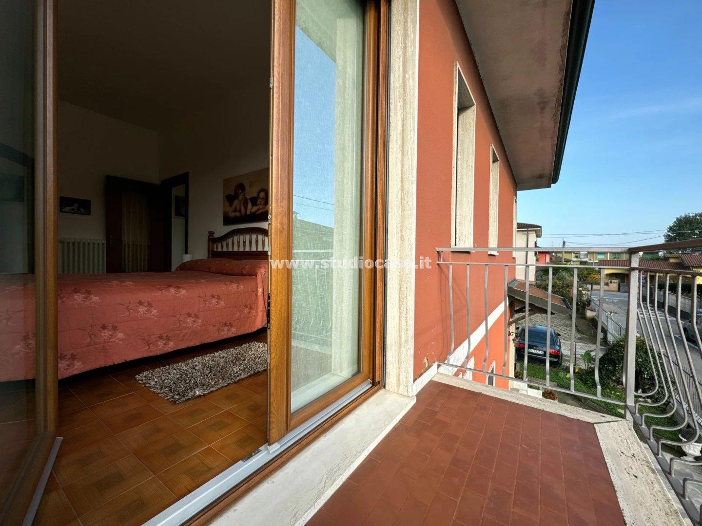 Villa Bifamiliare in vendita a Spino d