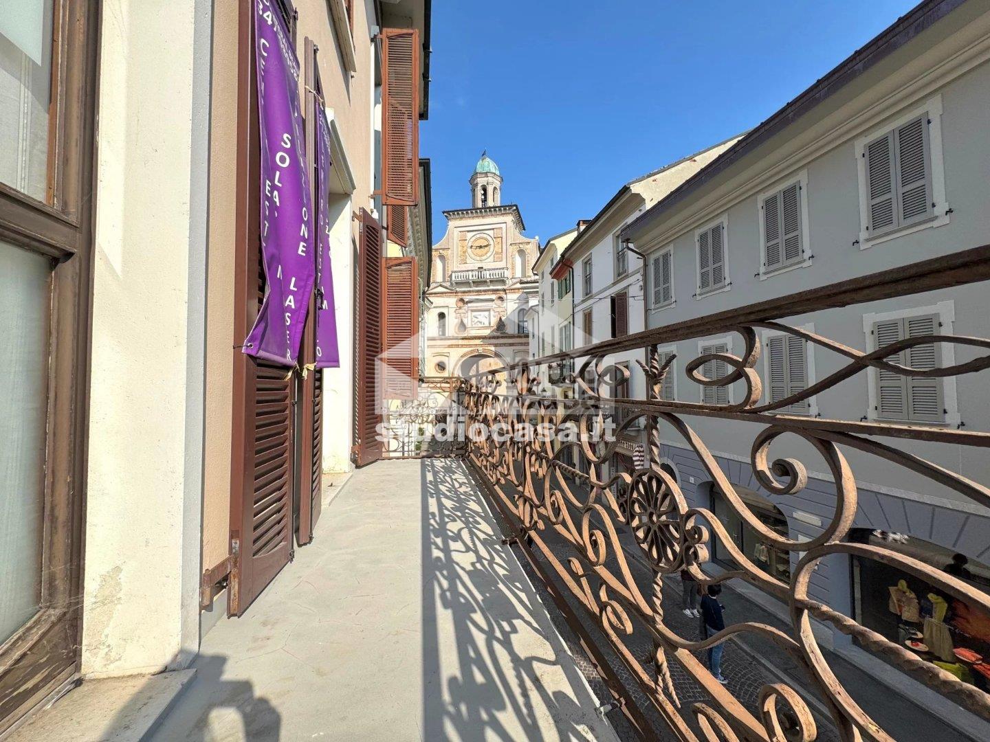 Negozio in vendita a Crema