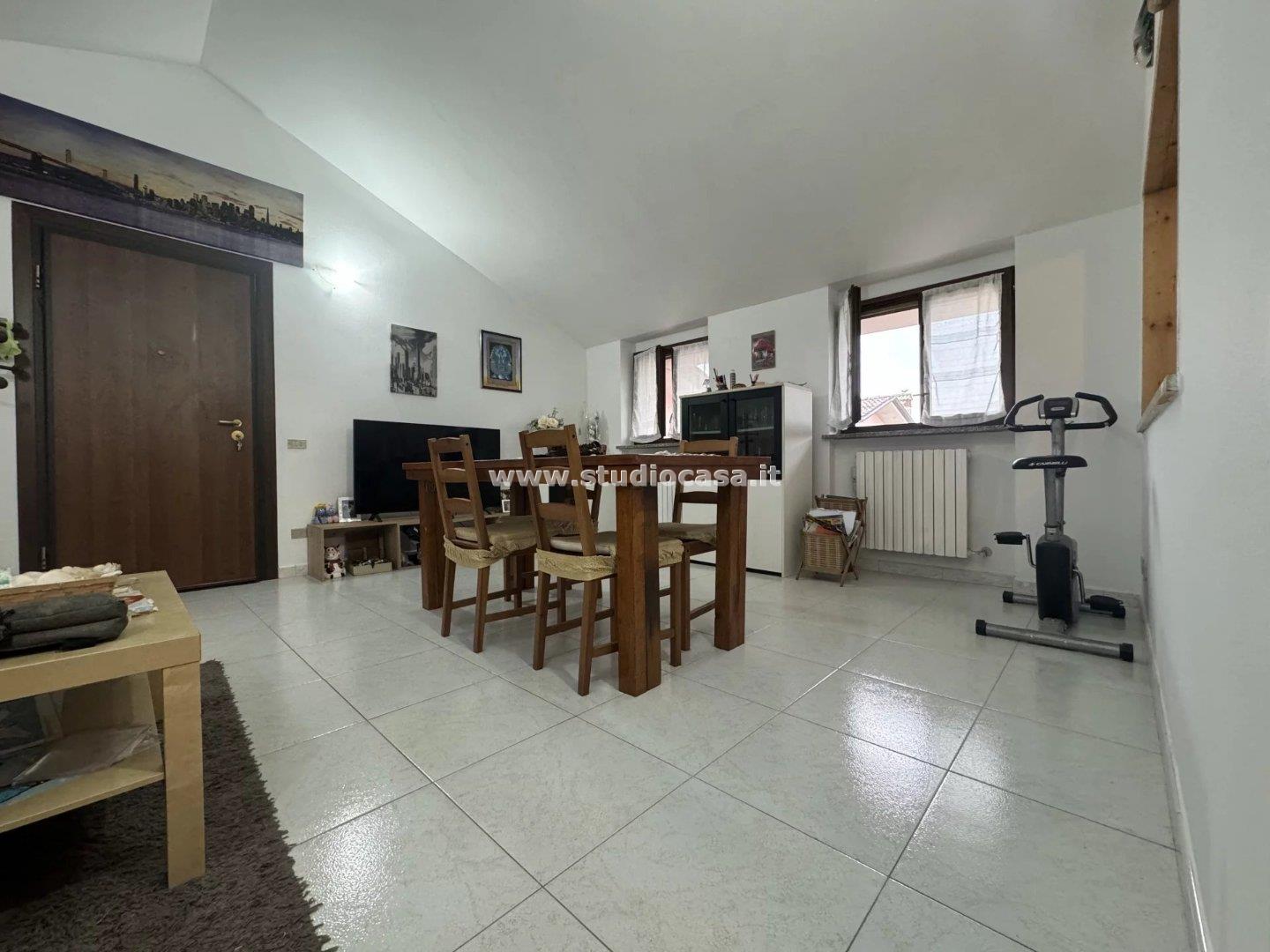 Appartamento in vendita a Pianengo