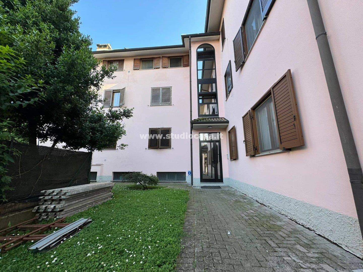 Appartamento in vendita a Pianengo