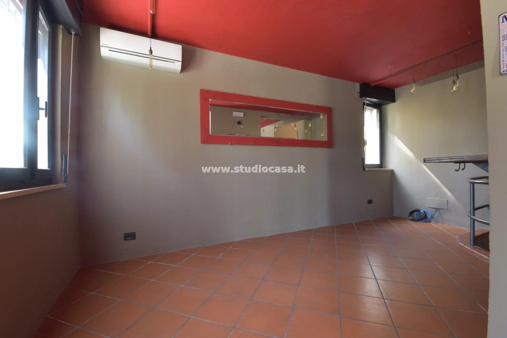 Negozio in vendita a Casale Cremasco-Vidolasco