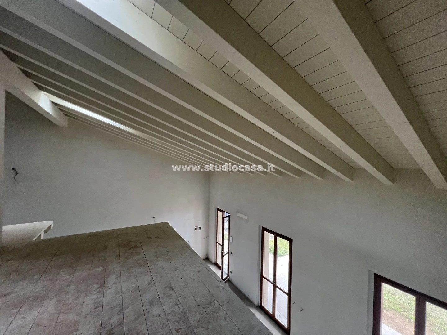 Villa a schiera di testa in vendita a Fiesco