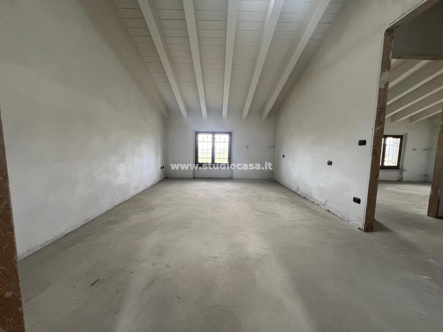Villa a schiera di testa in vendita a Fiesco