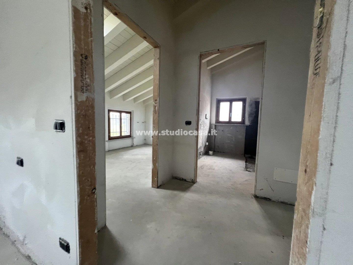 Villa a schiera di testa in vendita a Fiesco