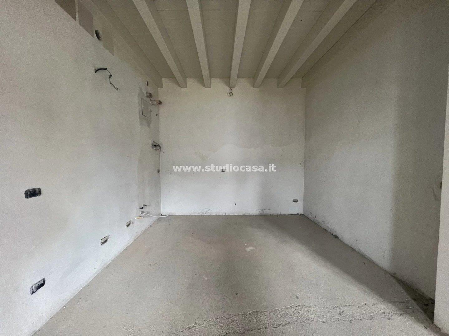 Villa a schiera di testa in vendita a Fiesco