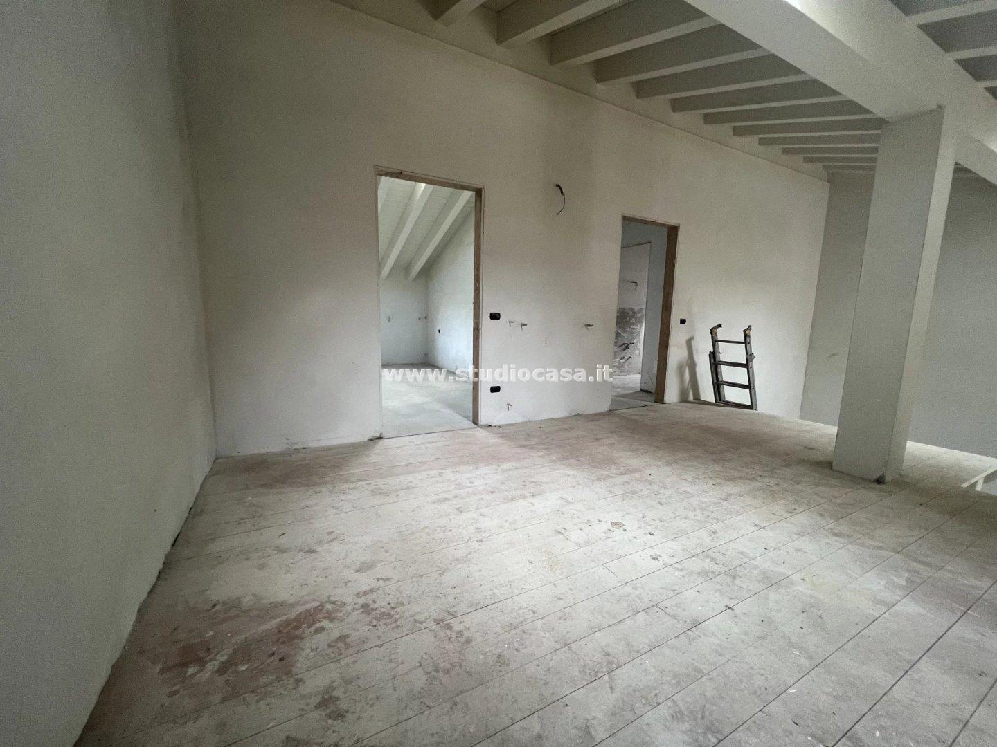 Villa a schiera di testa in vendita a Fiesco