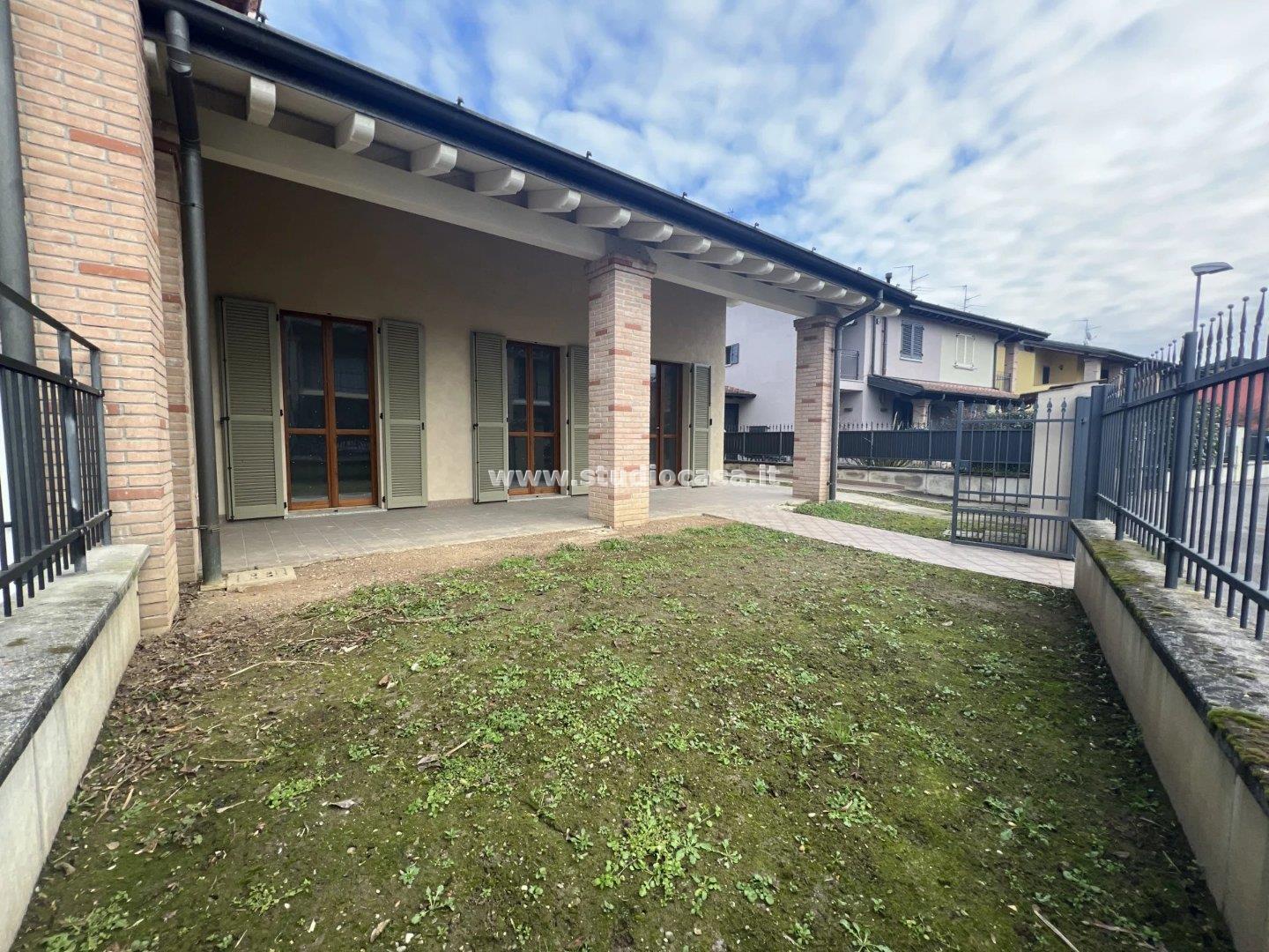 Villa a schiera di testa in vendita a Fiesco