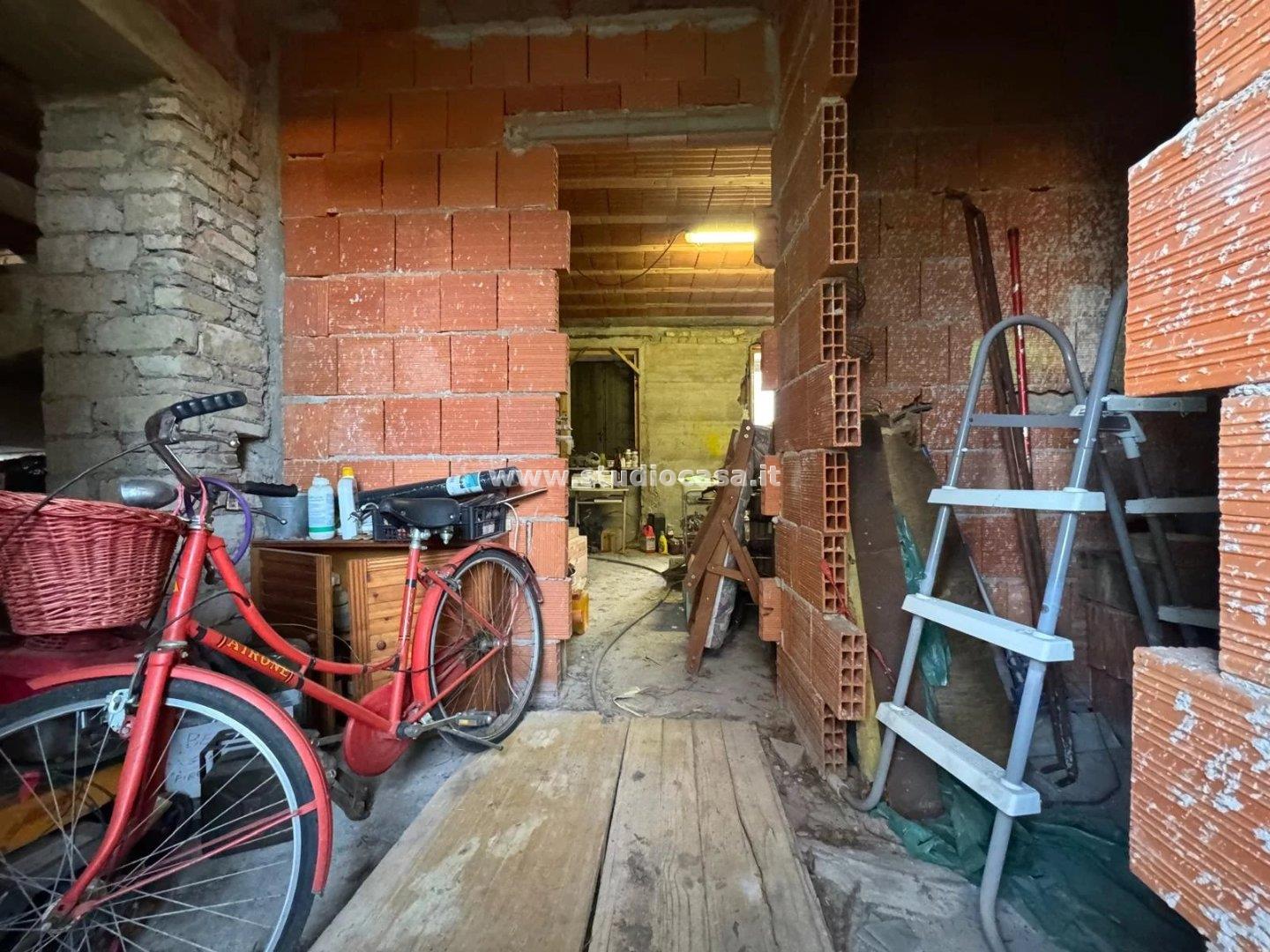 Cascina in vendita a Camisano