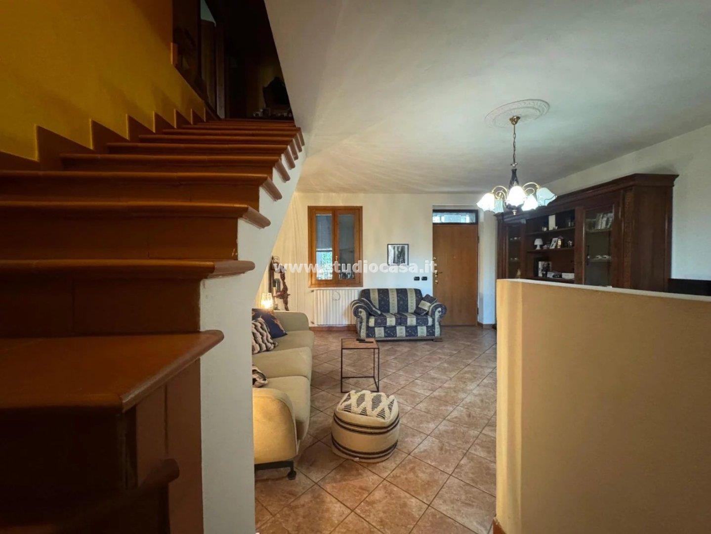 Cascina in vendita a Camisano
