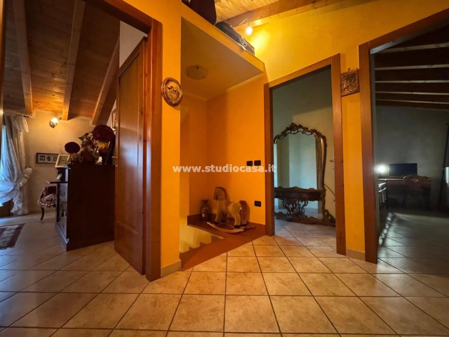 Cascina in vendita a Camisano