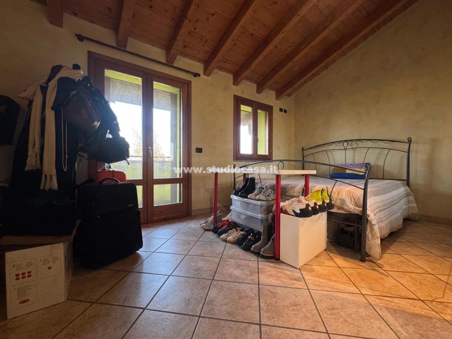 Cascina in vendita a Camisano