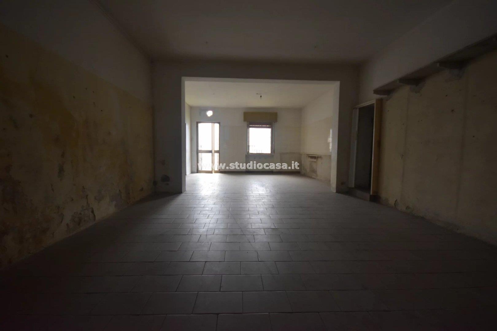 Capannone in vendita a Casale Cremasco-Vidolasco