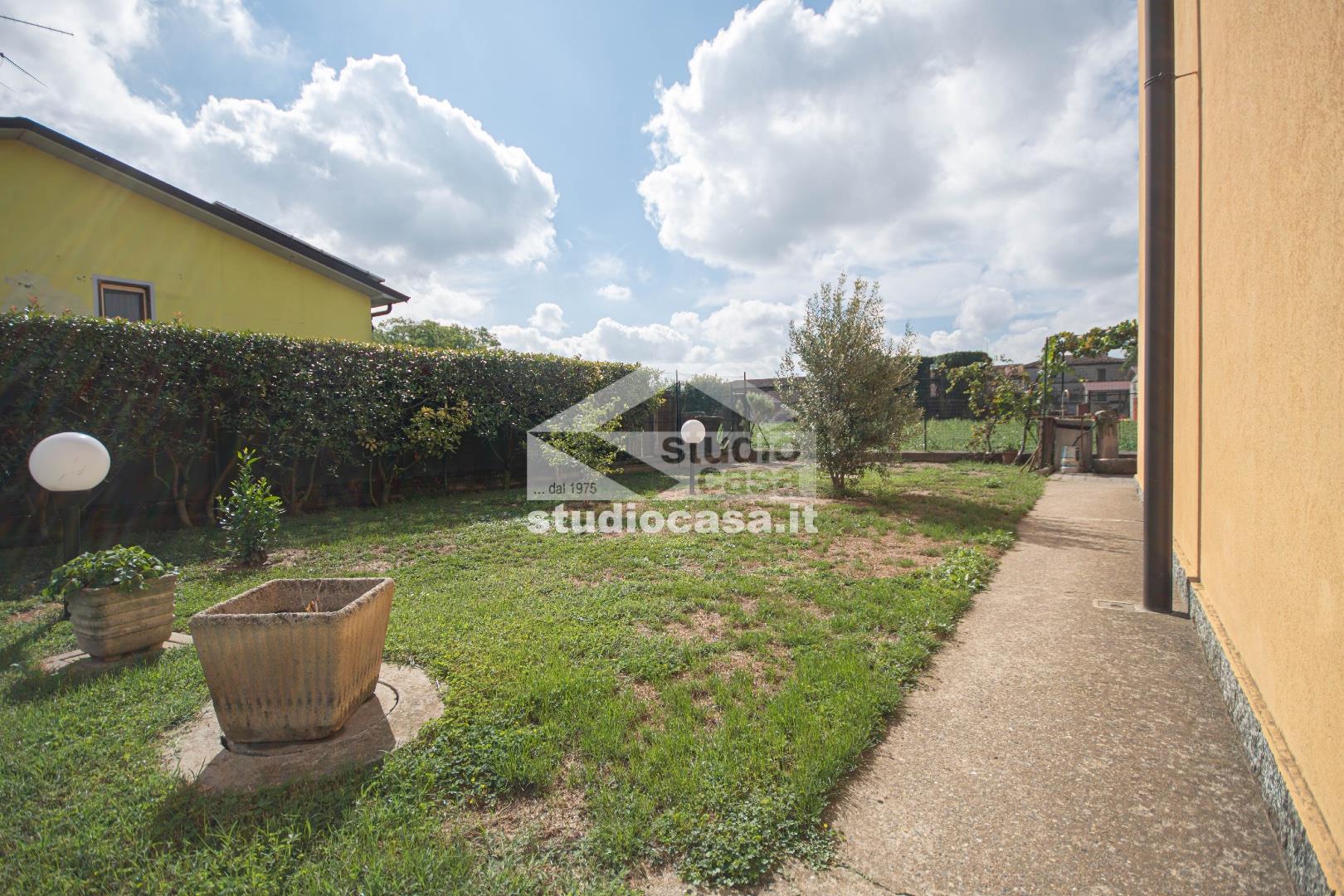 Villa Bifamiliare in vendita a Trigolo