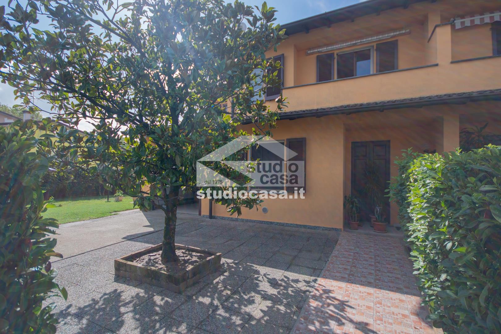 Villa Bifamiliare in vendita a Trigolo