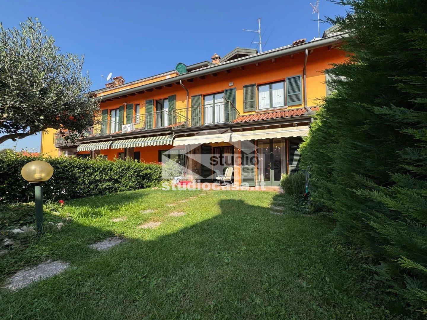 Villa a schiera in vendita a Mozzanica