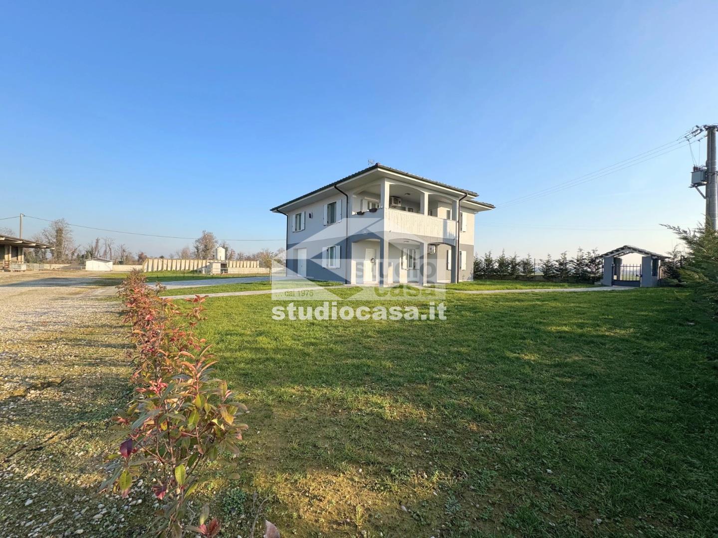 Villa Unifamiliare in vendita a Castelleone