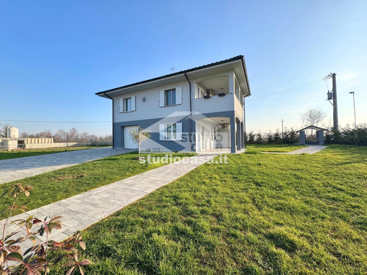 Villa Unifamiliare in vendita a Castelleone