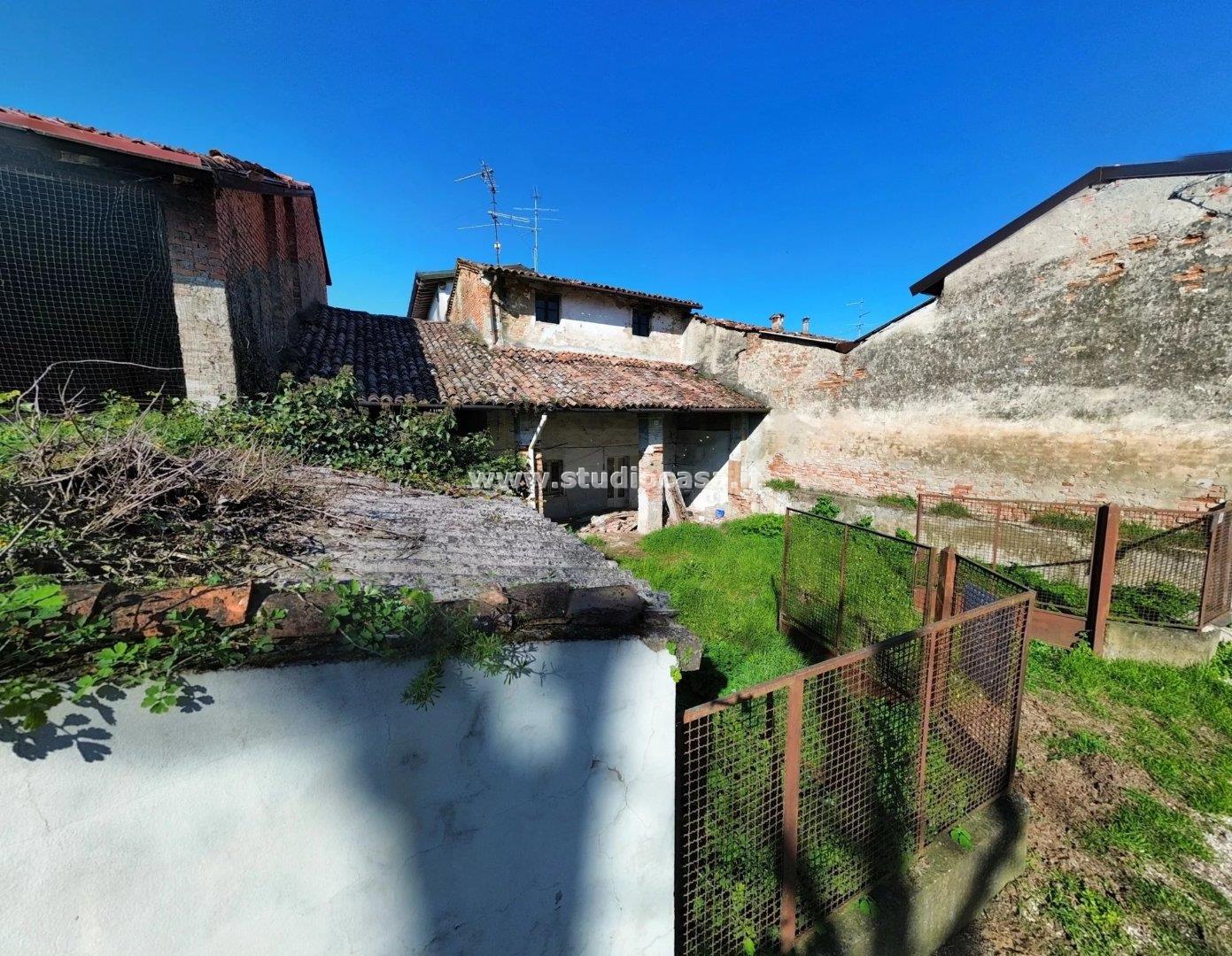Cascina in vendita a Ricengo