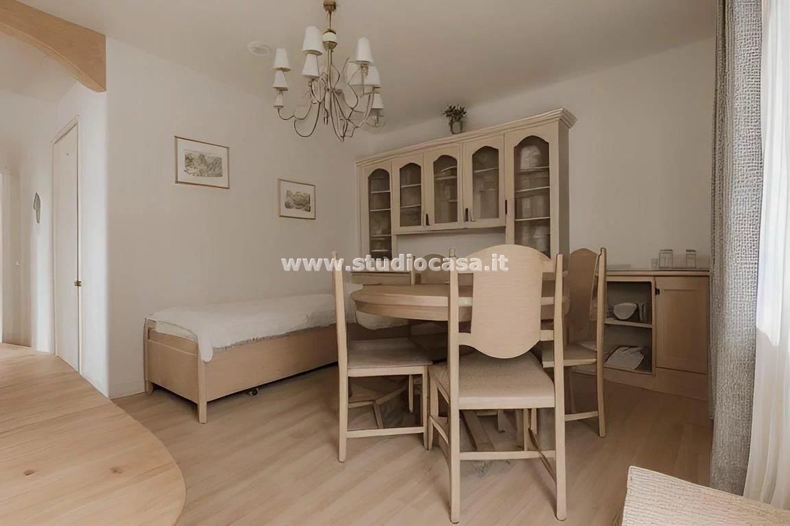 Cascina in vendita a Cremosano